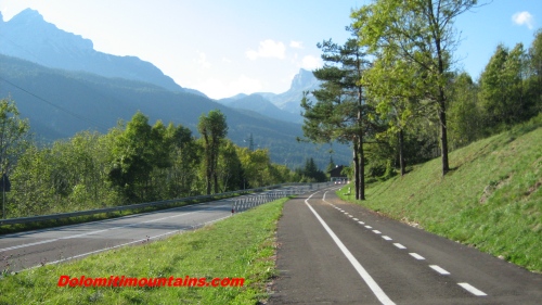 cycling dolomites the track near the road