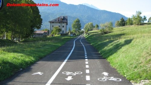 la ciclabile delle dolomiti