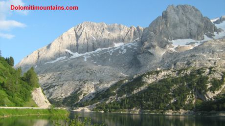 lake of marmolada